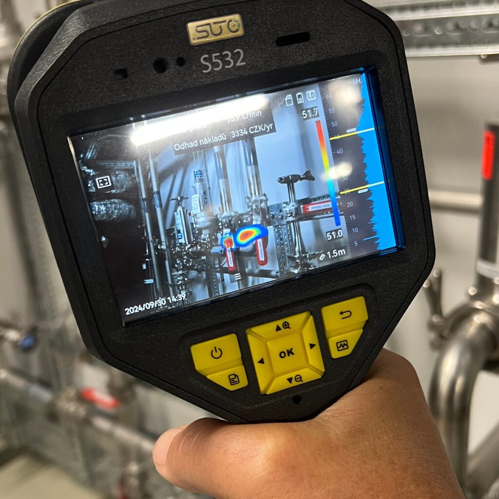 SUTO-iTEC-S532-acoustic-imaging-detector-for-compressed-air-and-partial-discharge-detection4-min